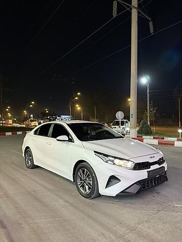 jac k7: Kia K3: 2021 г., 1.6 л, Вариатор, Бензин, Седан — 5
