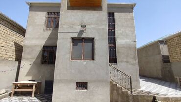 Həyət evləri və villaların satışı: Lökbatan qəs. 6 otaqlı, 162 kv. m, Yeni təmirli