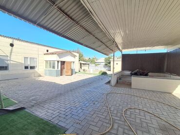 Продажа домов: Дом, 111 м², 5 комнат, Агентство недвижимости, Старый ремонт — 2