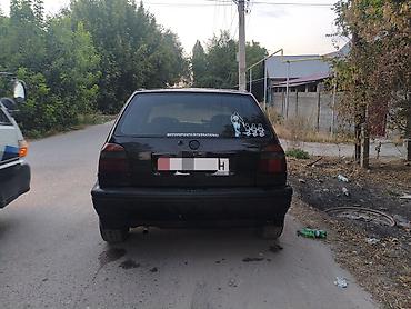 passat variant: Volkswagen Golf: 1993 г., 1.8 л, Механика, Бензин, Хэтчбэк — 2