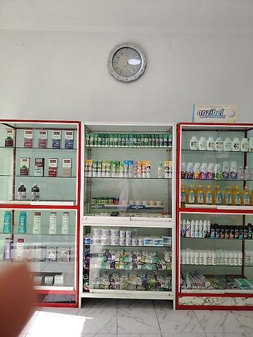 Оборудование для магазинов: TƏCİLİ SATILIR. Vitrin :120 Azn (3ü — 3