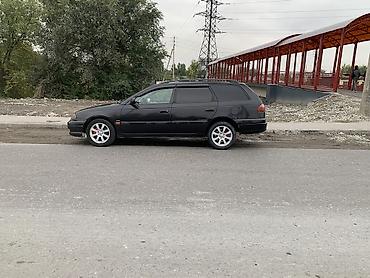 Toyota Avensis: 2001 г., 1.8 л, Механика, Бензин, Универсал