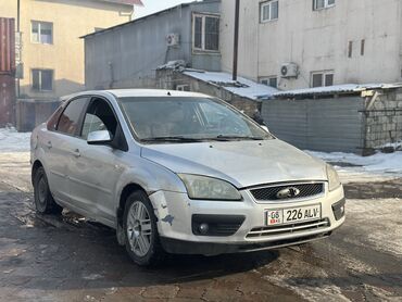 Ford: Ford Focus: 2005 г., 2 л, Механика, Бензин, Седан