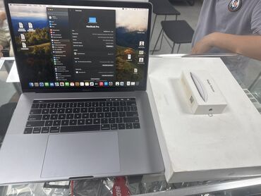 чехол на ноутбук: Ноутбук, Apple, 16 ГБ ОЗУ, Intel Core i7, 15 ", Б/у, Для работы, учебы, память SSD