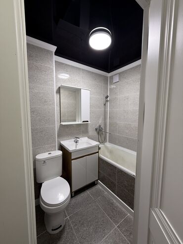 Продажа квартир: 3 комнаты, 64 м², 104 серия, 1 этаж, Дизайнерский ремонт — 9