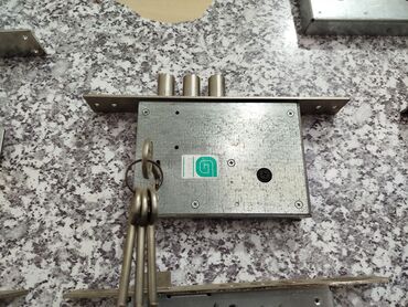 qapi setkalari: Metal qapılar üçün mexaniki seyf tipli qıfıl mexanizmi - Geniş metal