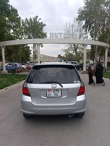 Honda: Honda Fit: 2004 г., 1.3 л, Вариатор, Бензин, Хэтчбэк — 5