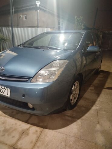 Toyota: 2008 ci il. qiymet 12000 m — 13