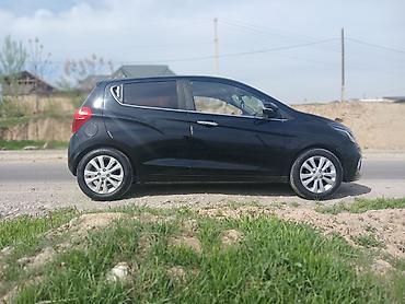 Chevrolet: Chevrolet Spark: 2018 г., 1 л, Вариатор, Бензин, Хэтчбэк — 12