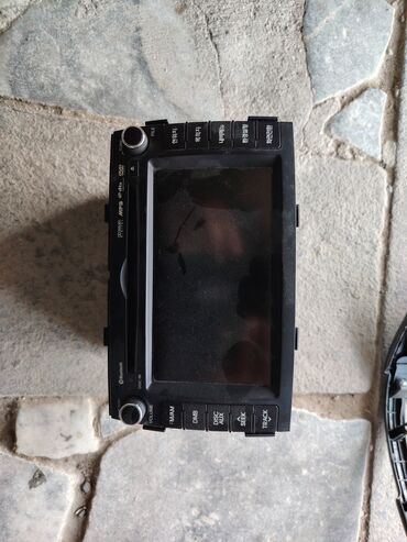 авто магнитофон бу: Kia orijinal multimedia/radiosu – model: LAN1050EHGD (etiketdə “Kia