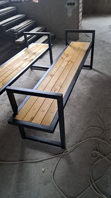 Книжные полки: Металлическая - Тип: Стеллаж - Стиль: Лофт/Индустриальный - Материал — 22