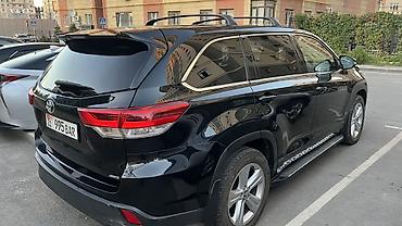 range rover evoque: Toyota Highlander: 2018 г., 3.5 л, Автомат, Бензин, Кроссовер — 6