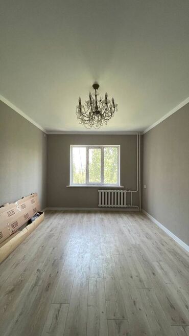 московский район село садовое: 3 комнаты, 62 м², 105 серия, 6 этаж, Евроремонт