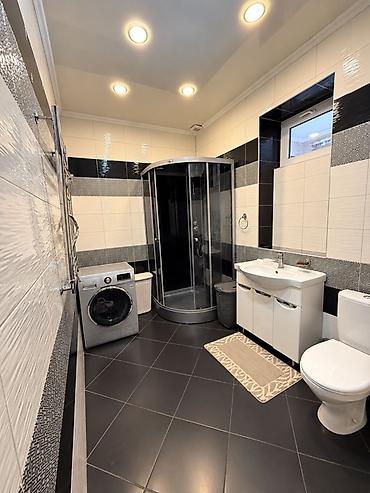 пол дом бишкеке: 6 комнат и более, 250 м², 5 соток, Аламедин (ГЭС-2), Собственник — 8