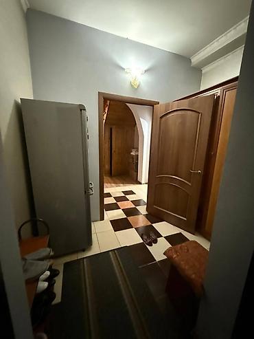 Продажа коттеджей и домов: Продается мансардный дом 140 м², фактически 4,2 соток, а по документам — 16