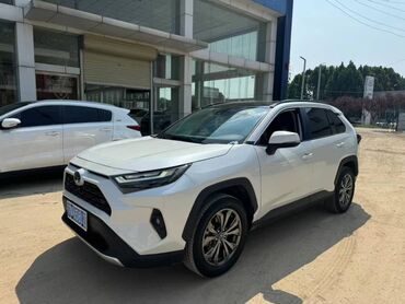 авто аврийном состоянии: Toyota RAV4: 2023 г., 2 л, Автомат, Бензин, Кроссовер