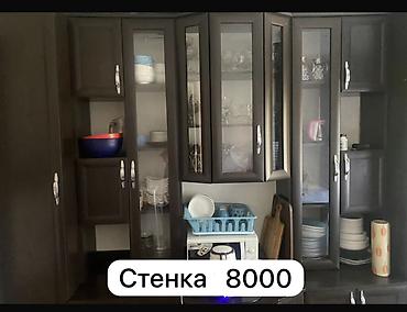 Мебель и предметы интерьера: - Кухонная стенка – 8000