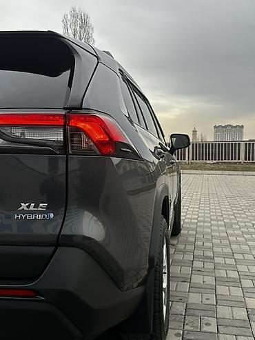 Toyota: Toyota RAV4: 2021 г., 2.5 л, Автомат, Бензин, Кроссовер — 6