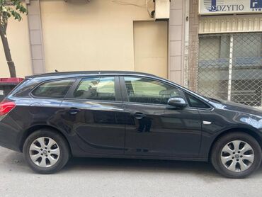 Opel: Opel Astra: 1.6 l. | 2015 έ. 117000 km. Πολυμορφικό — 1
