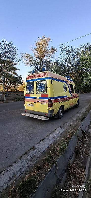 Аренда фургона: Карета скорой помощи на базе фургона (тип «Ambulance», надписи Rescue — 7