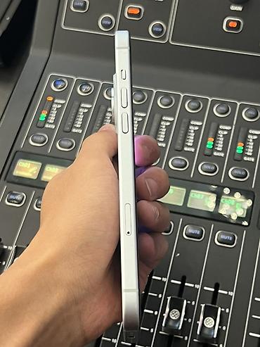 разблакировка айклауд: Apple iPhone (серия 15) — цвет белый (starlight/white) — Apple 15 — 5