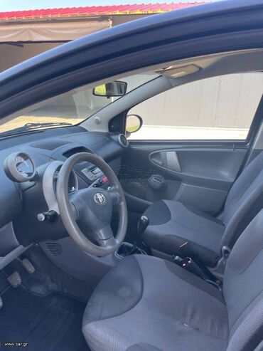 Toyota: Toyota Aygo: 1 l. | 2009 έ. Χάτσμπακ — 7