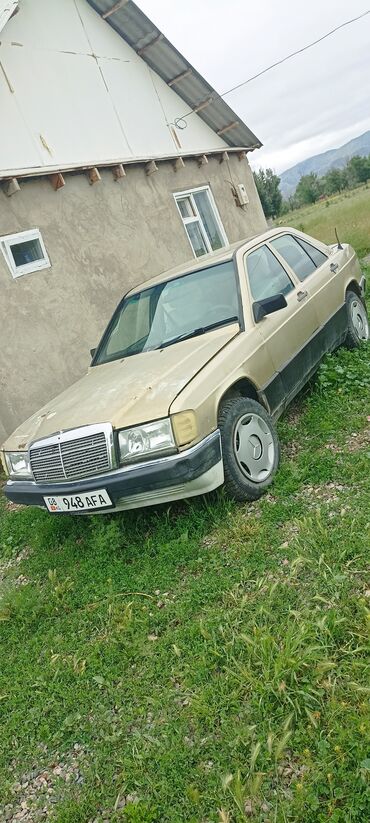 Mercedes-Benz: Mercedes-Benz 190: 1986 г., 2 л, Механика, Бензин, Седан