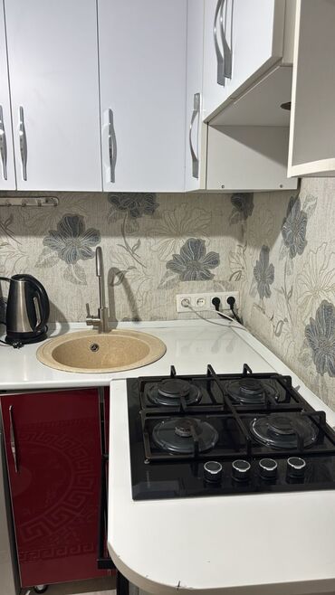 Долгосрочная аренда квартир: 3 комнаты, Собственник, Без подселения, С мебелью полностью — 9