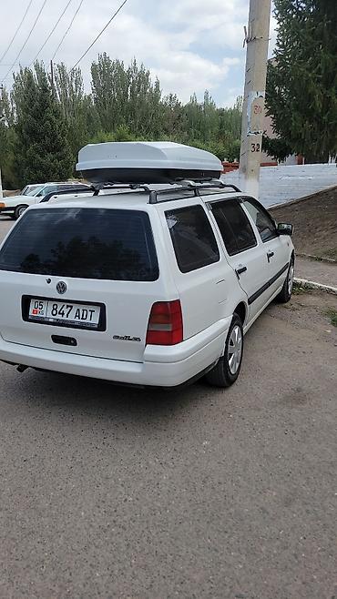 эшке: Volkswagen Golf: 1995 г., 1.4 л, Кол менен иштөөчү, Бензин, Универсал — 1