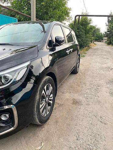 bmw 3 series: Kia Carnival: 2019 г., 2.2 л, Автомат, Дизель, Минивэн — 5