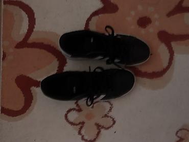 new balance patike muske: Adidas muške patike – klasičan model sa tri bele pruge - Boja: crna sa — 2