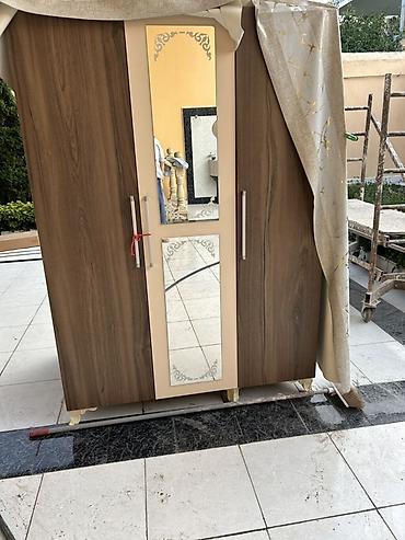 kombi dolabı: Yeni, 3 qapılı, Güzgülü, Qəhvəyi, Açılan, Düz dolab — 1