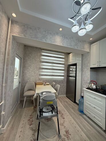 Köhnə tikili: Bakı, Bakıxanov qəs., 3 otaqlı, Köhnə tikili, m. Neftçilər, 80 kv. m — 19