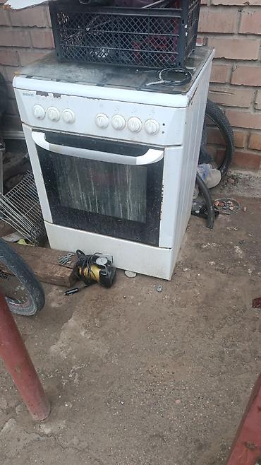 Ашкана техникасы: Плита BEKO с духовкой + деревянный комод Плита: - Марка: BEKO - Тип — 1