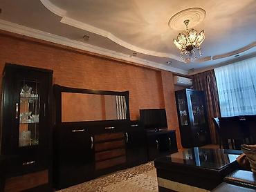 Qonaq otağı üçün mebel dəsti - Rəng və üslub: Tünd qəhvəyi/qara