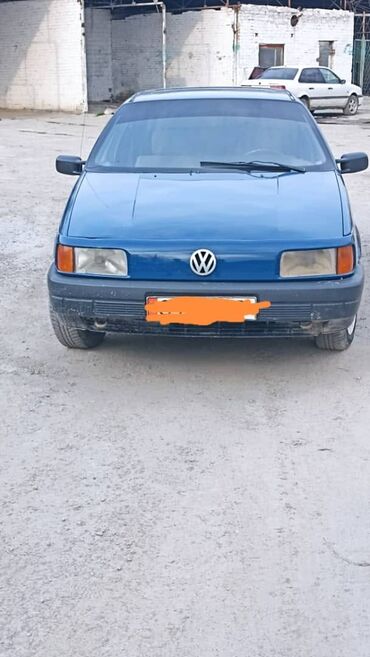 snimu kvartiru 1 komnatnuju: Volkswagen Passat: 1989 г., 1.8 л, Механика, Бензин, Седан