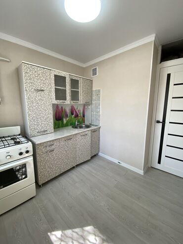 Продажа участков: 1 комната, 32 м², 104 серия, 2 этаж, Косметический ремонт
