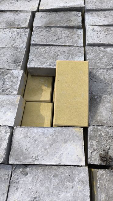 Дорожные бордюры: Дорожный бордюр, Прессованный, ЖБИ (Железобетонный), Новый — 12