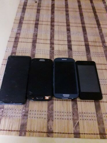 telefoni na tac: Samsung Galaxy S3 Mini, bоја - Crna, Dual SIM cards