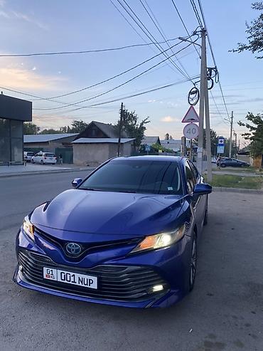highlander 2017: Toyota Camry: 2018 г., 2.5 л, Вариатор, Гибрид, Седан — 7
