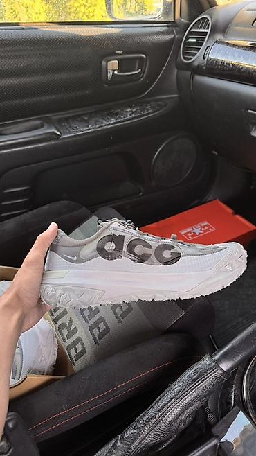 горные кроссовки: Мужские кроссовки, 45, Nike, Новый, цвет - Серый, Самовывоз, Бесплатная доставка, Платная доставка — 4
