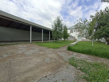 Günlük kirayə evlər: 195 kv. m, 3 otaqlı, Kanalizasiya, Kombi, Kommunal xətlər qoşulmayıb — 3