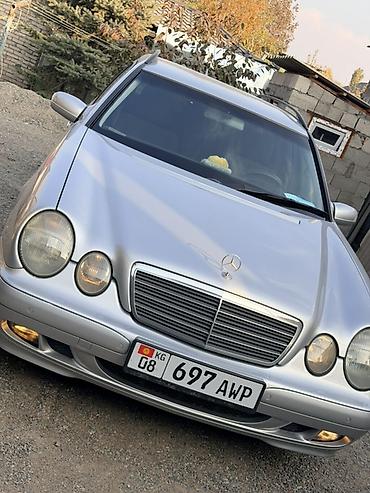 howo shacman: Mercedes-Benz E-Class: 2002 г., 2.2 л, Автомат, Дизель, Универсал — 1