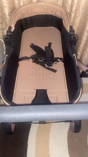 Araba-beşiklər: Çıxarıla bilən beşikli araba, İşlənmiş, Yaş: <1 ay