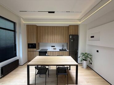 прадаю квартиру в районе кызыл аскер: 3 комнаты, 80 м², Элитка, 10 этаж, Дизайнерский ремонт