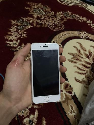 apple iphone 4 8gb: IPhone 8, Б/у, 64 ГБ, Серебристый, Зарядное устройство, Кабель, 76 % — 2