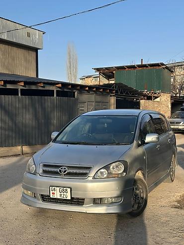 тайота 470: Toyota Ipsum: 2001 г., Автомат, Минивэн — 3
