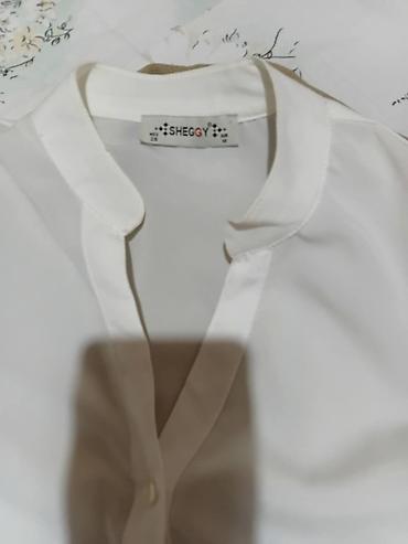 Bluze: Ženska odeća – set majica i bluza - Pletena bluza/sweater u — 5