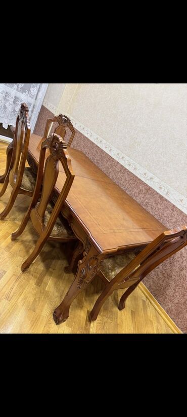 Mebel: Qonaq otağı üçün, İşlənmiş, Açılan, Dördbucaq masa, 6 stul