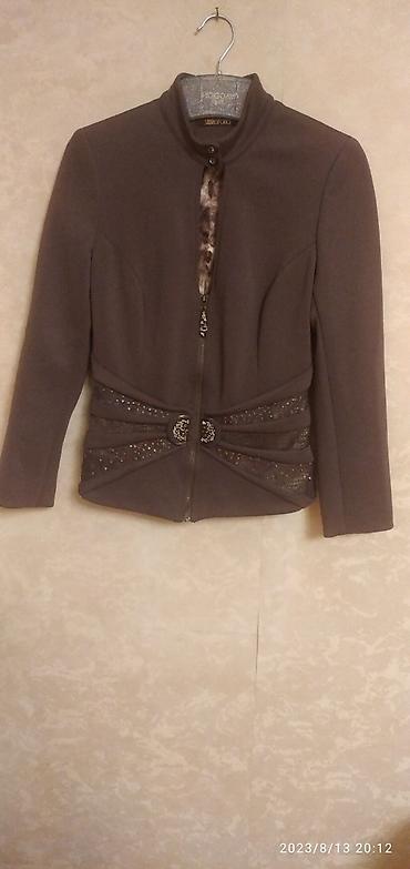 Dəstlər, kostyumlar: Kostyum.Salvar və pencək,bir dəfə geyinilib — 8